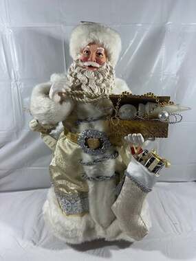 Possible Dreams Clothtique Santa Gold & Silver #6003850D – Dillard’s Exclusive –